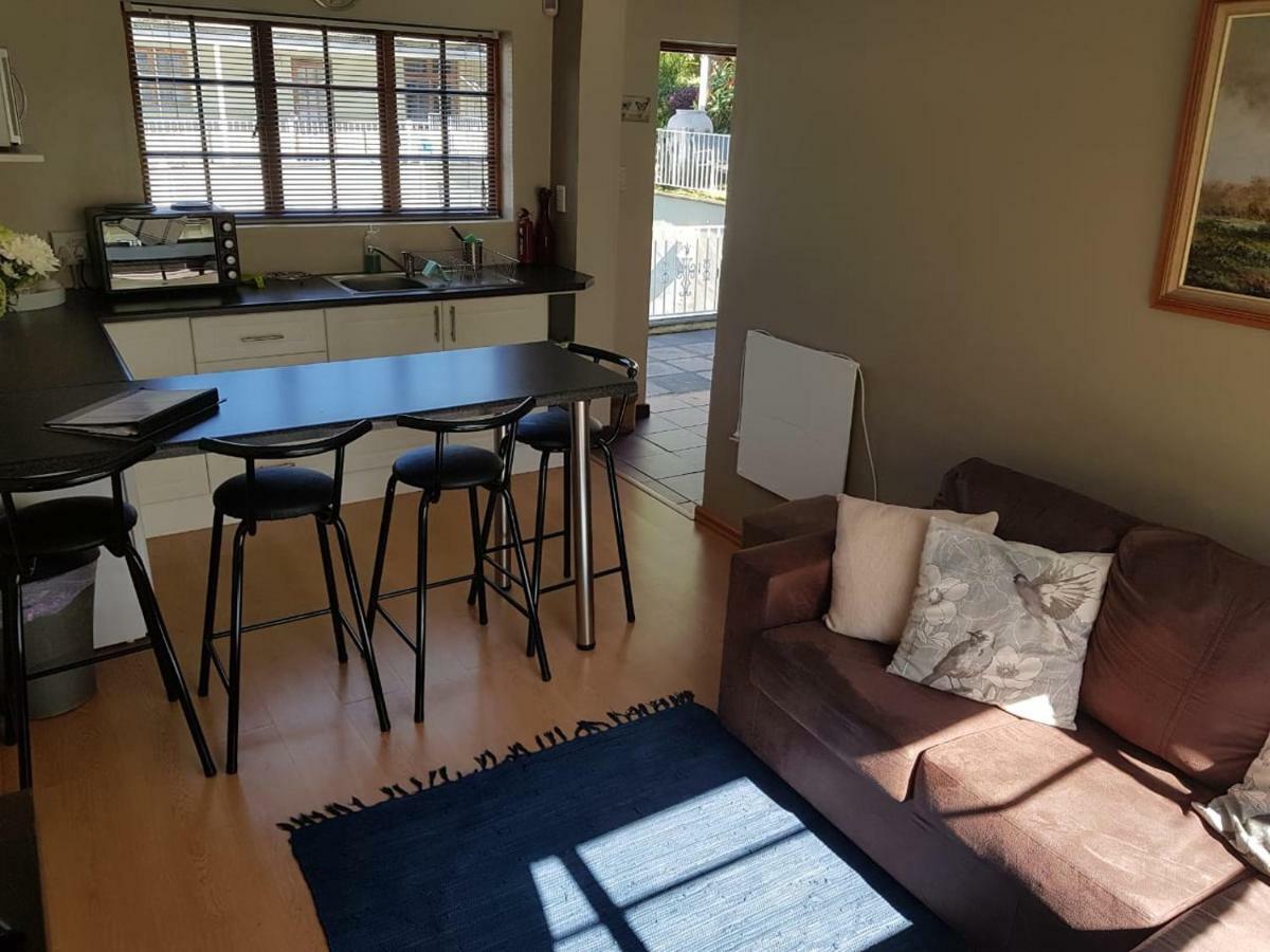 Apartment 7 On Oakleigh Pietermaritzburg Exterior photo